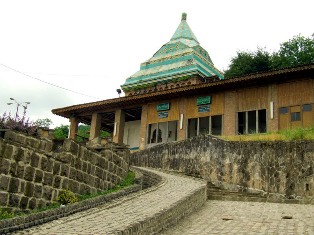 dome of Sheikh Zahid mausoeum